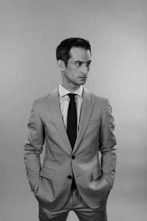 Anthony Strong 8106009